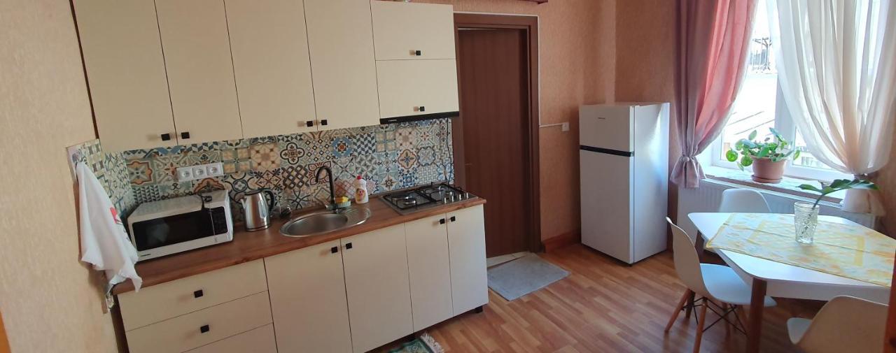 Bookinist Apartment 库塔伊西 外观 照片